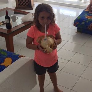 Meet your Posher, Eliza